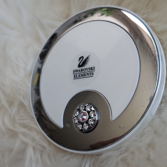Swarovski Crystal Compact Mirror - Picture 4 of 4